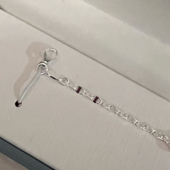 ⚡️Mia Fiore Clover Bracelet - Picture 5 of 5